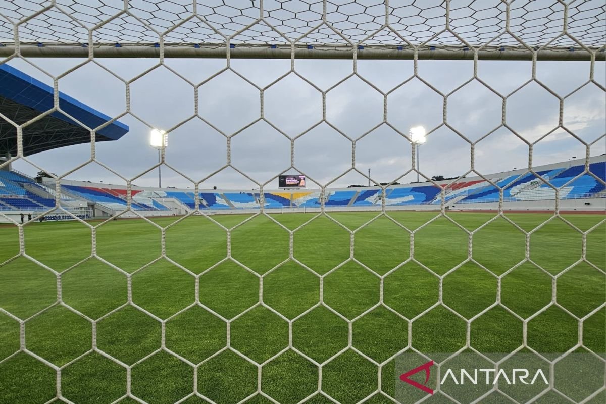 Arema FC Dapat Sanksi Usai Insiden Pelemparan Bus Persik