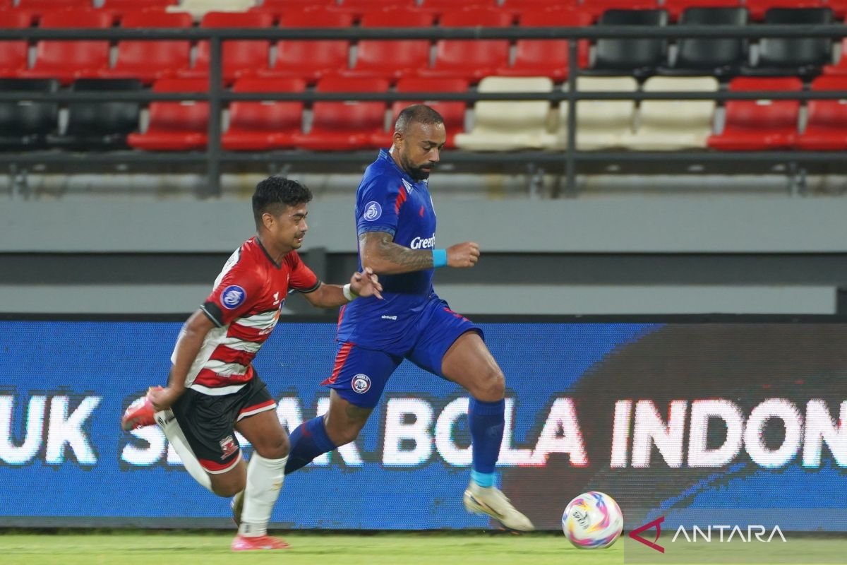 Arema FC Siap Berjuang 200 Persen untuk Raih Tiga Poin Melawan Persebaya