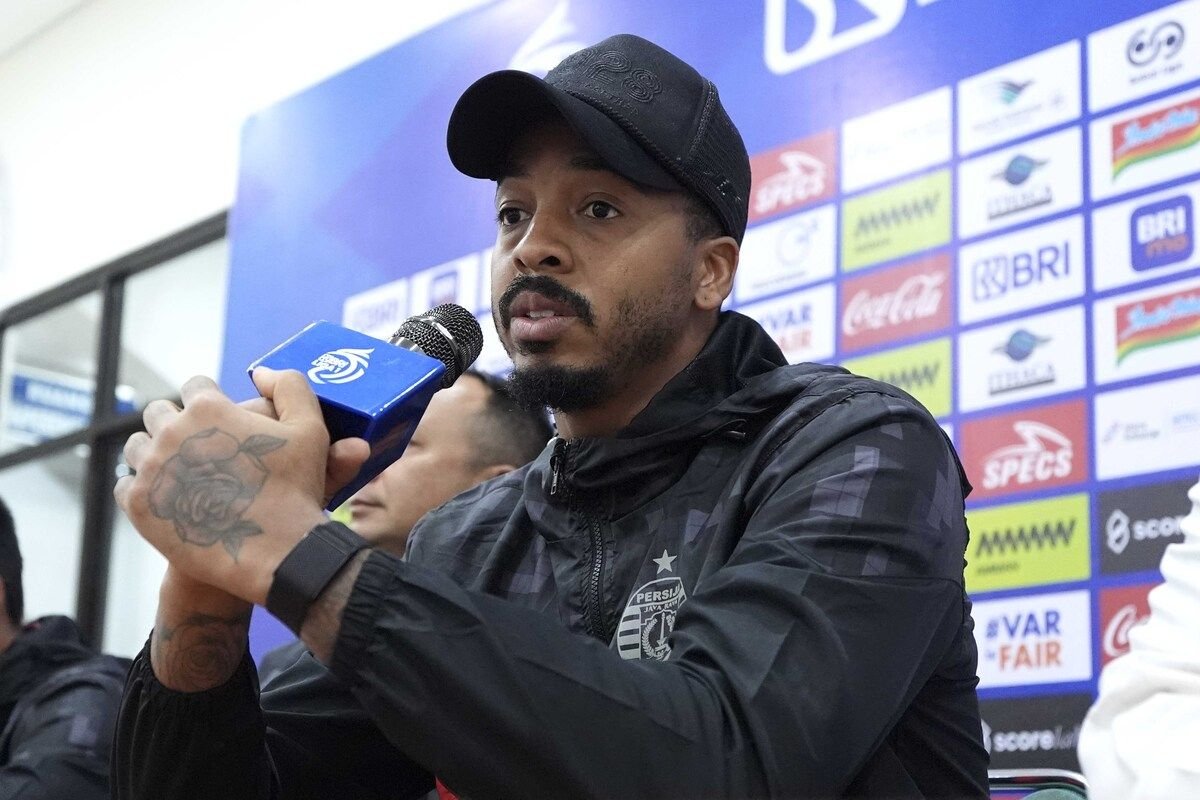 Eduardo Berkomitmen: Persija Siap Tampilkan yang Terbaik di Kandang PSS